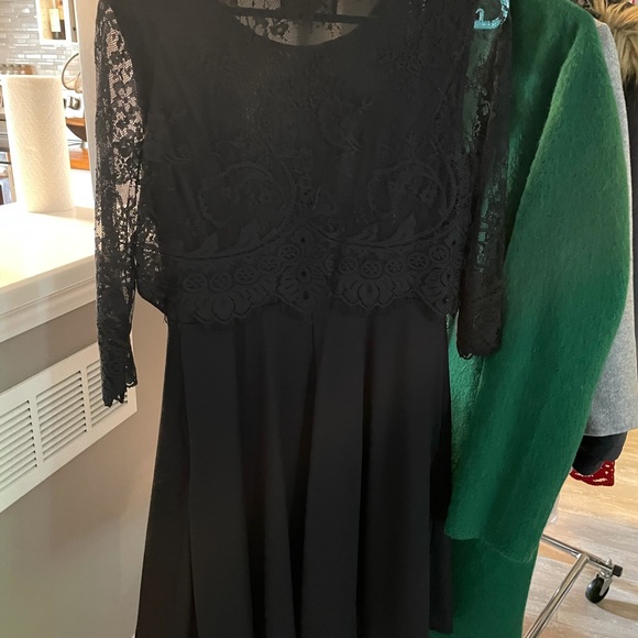 Vero Moda Classic, sizeS,black colorgood condition - Picture 3 of 3